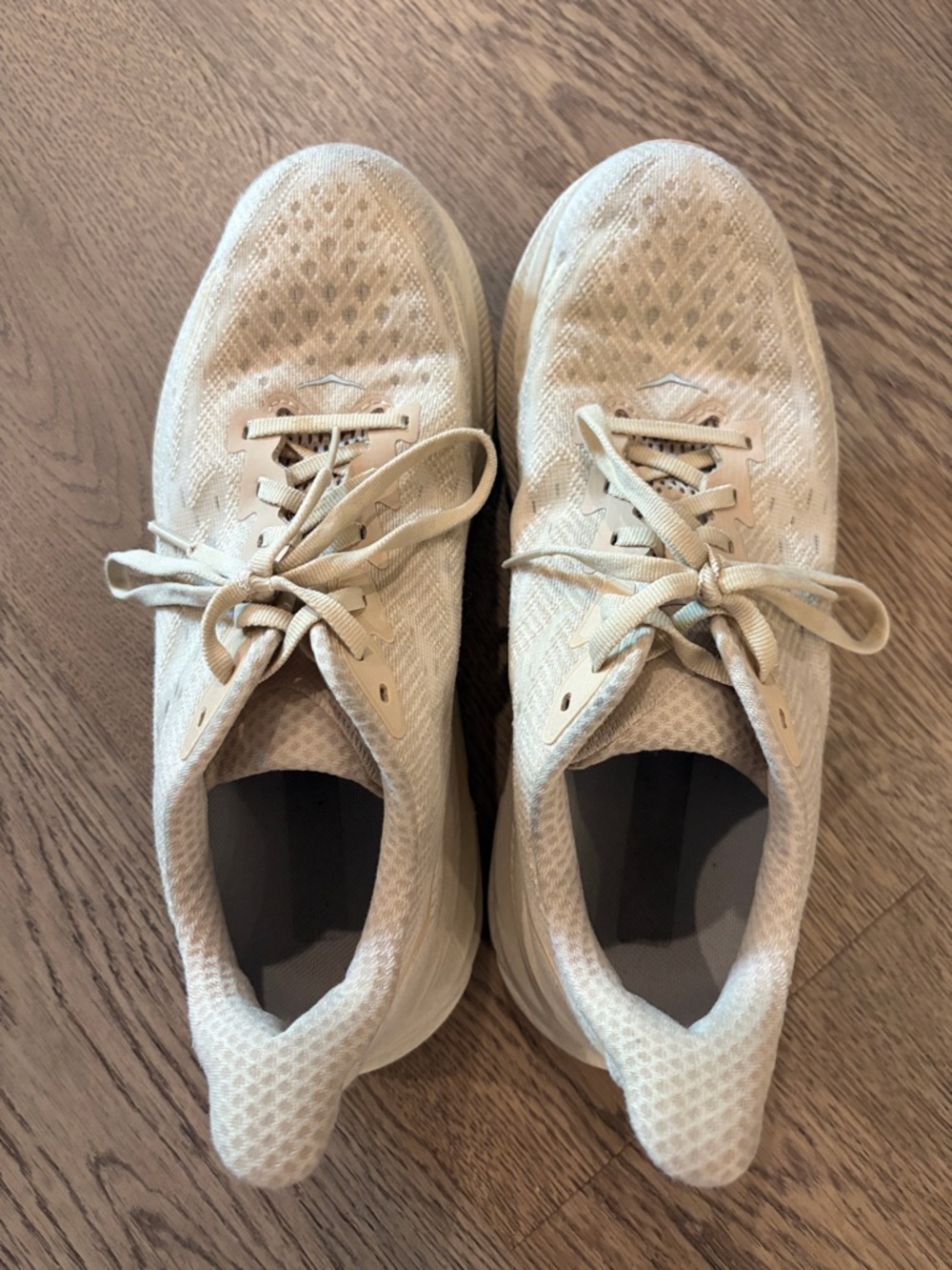 Women’s tan Clifton Hokas - Picture 3 of 5